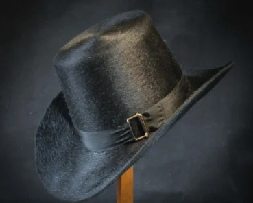 Mens hats through the Georgian Period